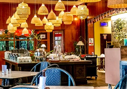 Palm Beach Resort - Bunga Mas